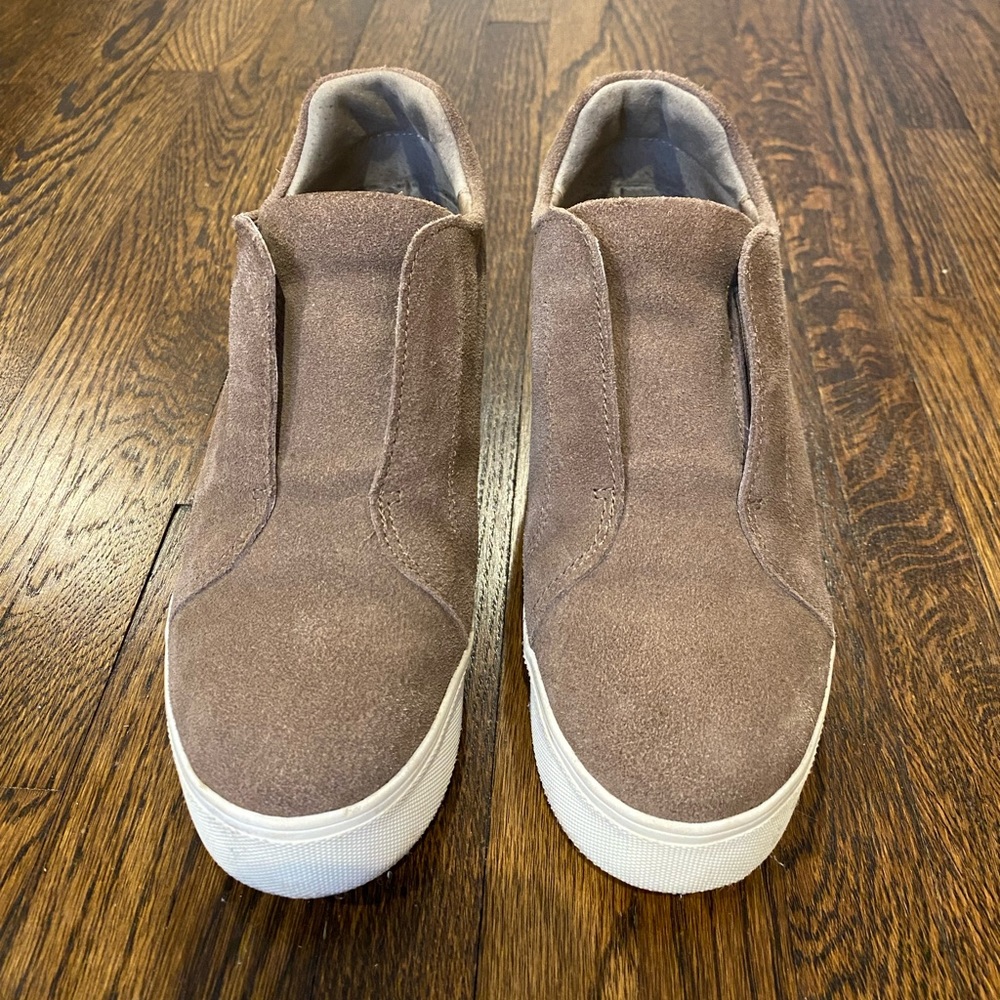J Slides size 6M.